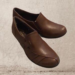 Easystreet Brown Casual Booties New Sz 7